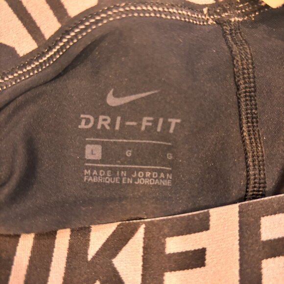 Nike Men's PRO Dri-Fit Tight Cropped Size L Cool Dry Compression Base Layer - Picture 9 of 14